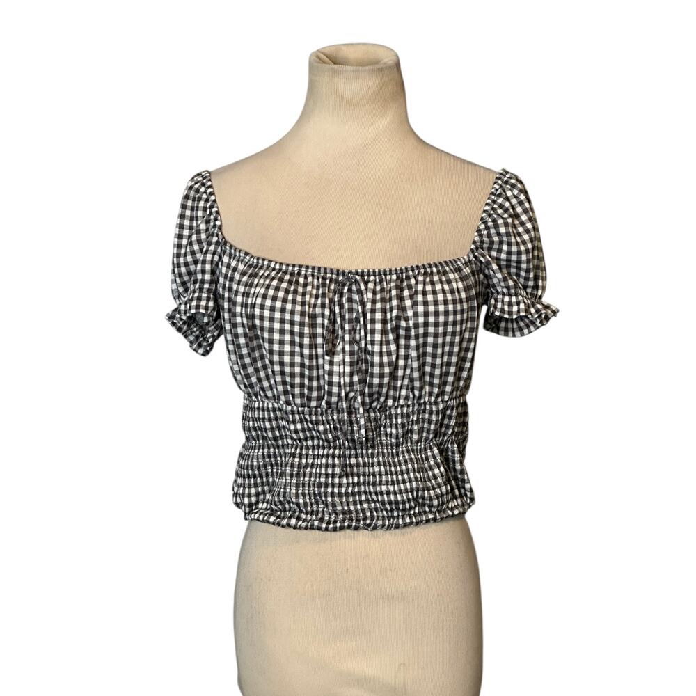 Bershka black white check print short sleeves peasant top size medium